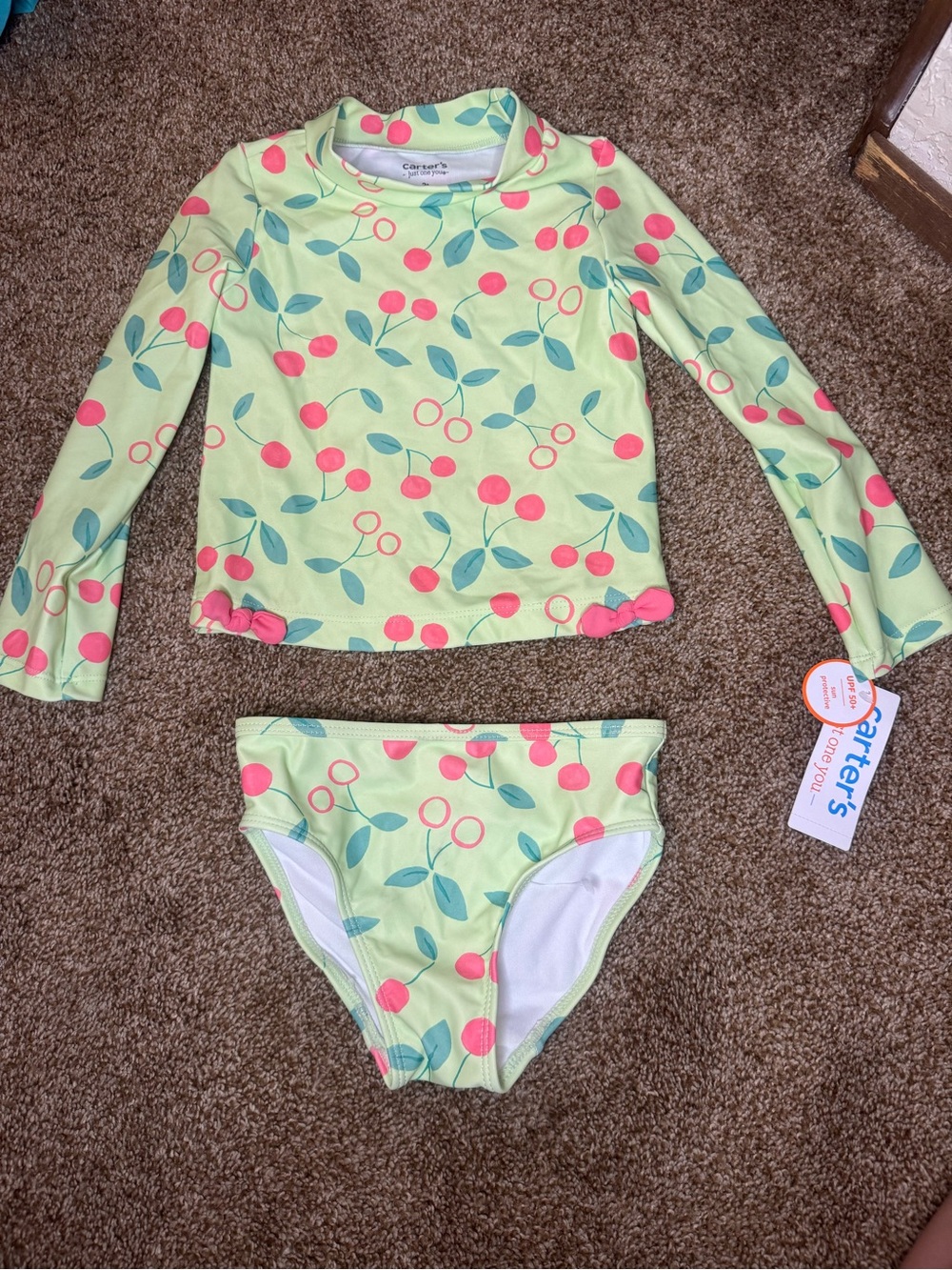 New carters just one you two piece swimsuit size 3T 🛍